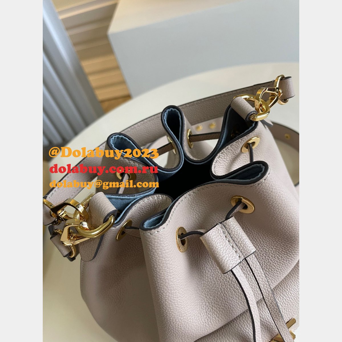 Louis Vuitton Replica Lockme Rock Bucket NV M57688/M57687/M57689 Bag