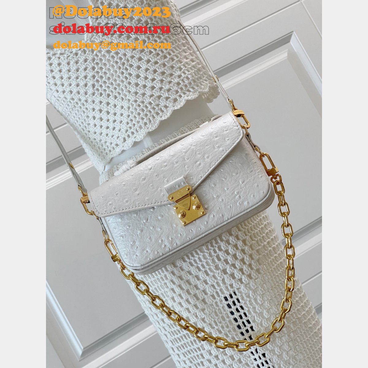 LV N85902 Pochette Métis East West Louis Vuitton Replica Bag