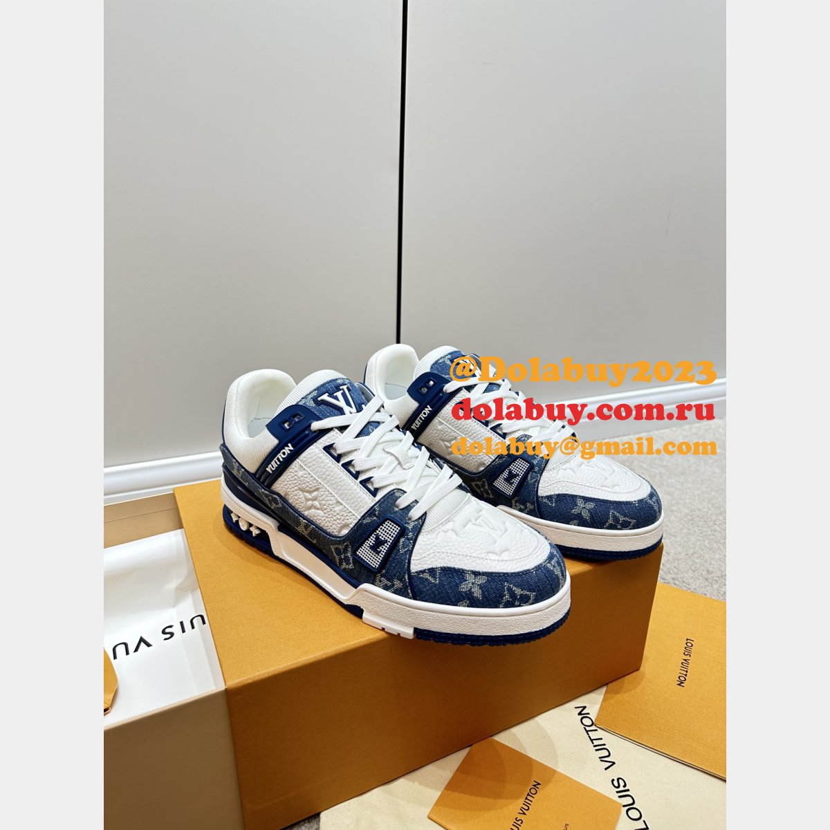 Top Quality LV Trainer Sneaker 1:1 Mirror