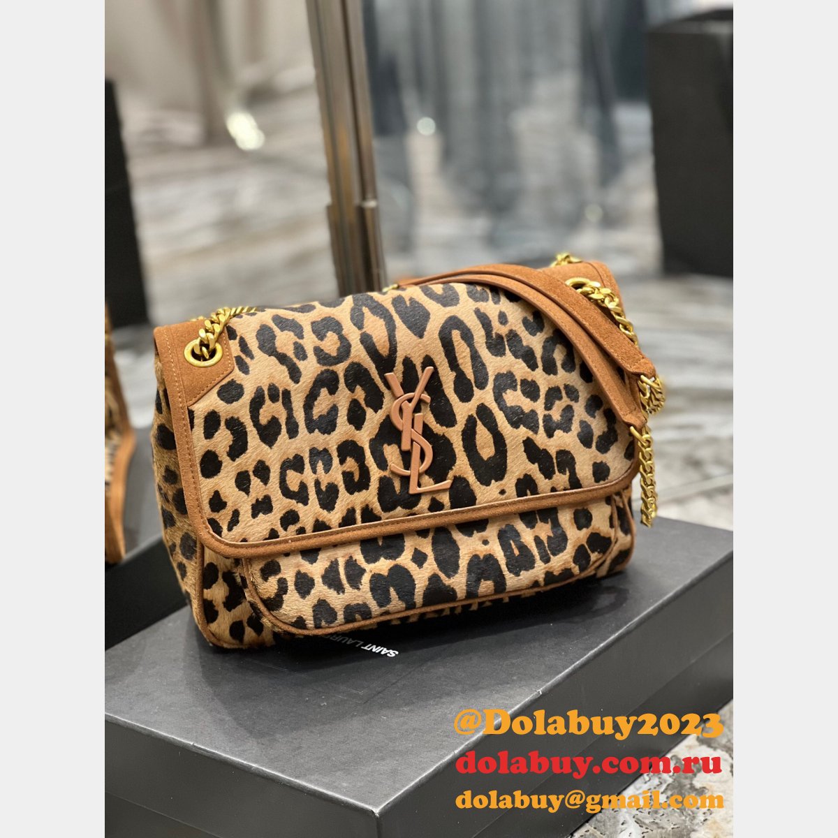 Saint Laurent 7 Star Niki 22/28 cm Replica Bags Collection For Women