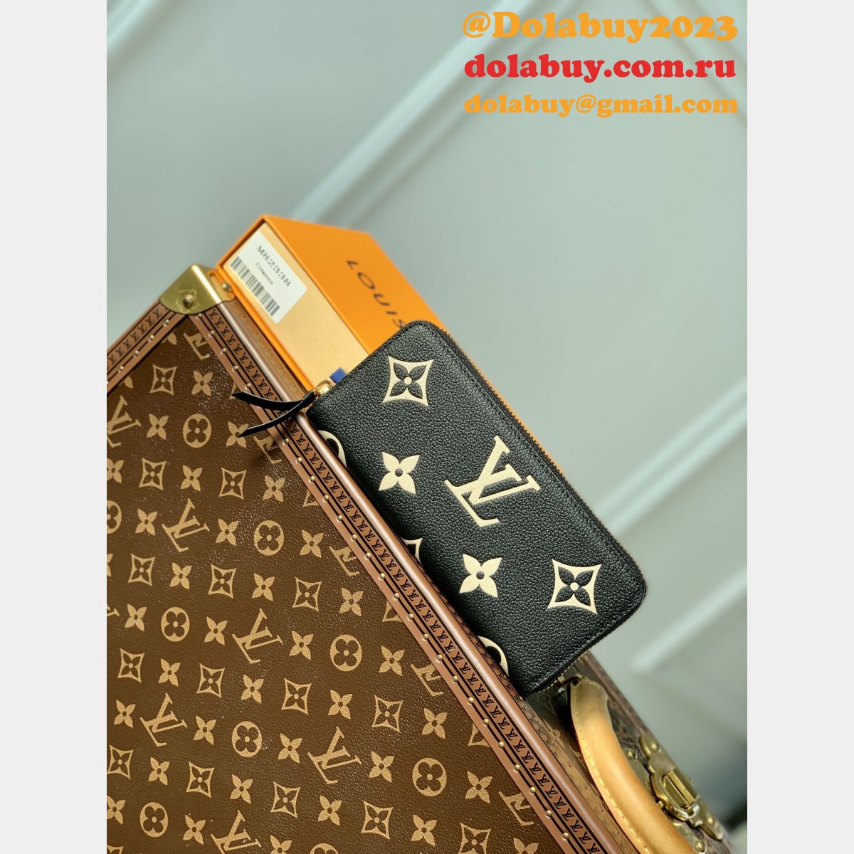 Clémence Wallet Designer M82338 Louis Vuitton Replica Bag