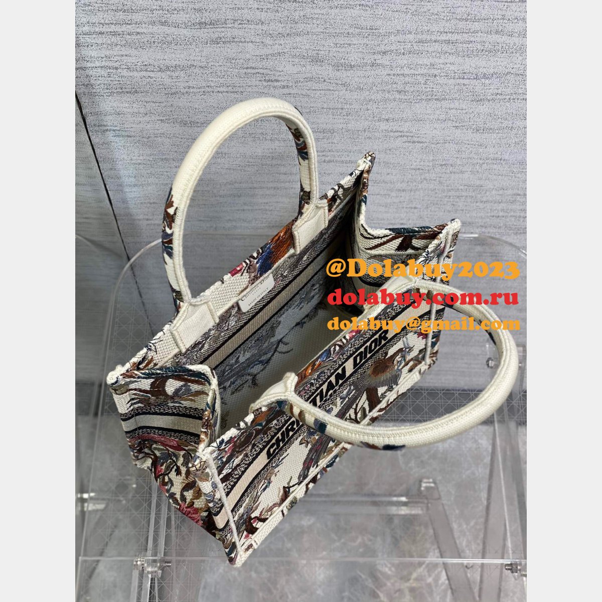 Buy Replica Dior Luxury Bags Accessories CD Book Tote Online