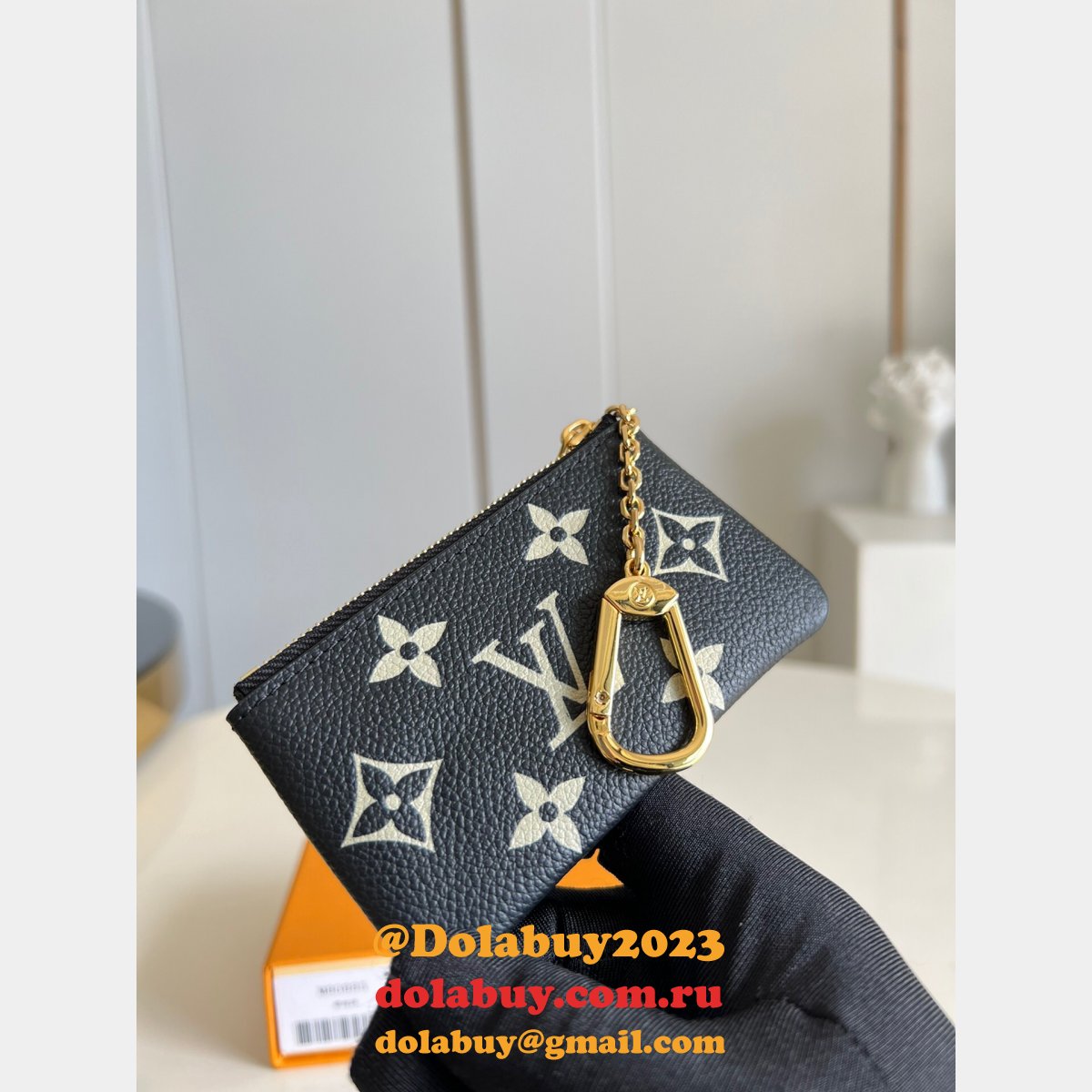 Louis Vuitton Knockoff M80885 Sale Key Pouch Monogram Empreinte Leather Black