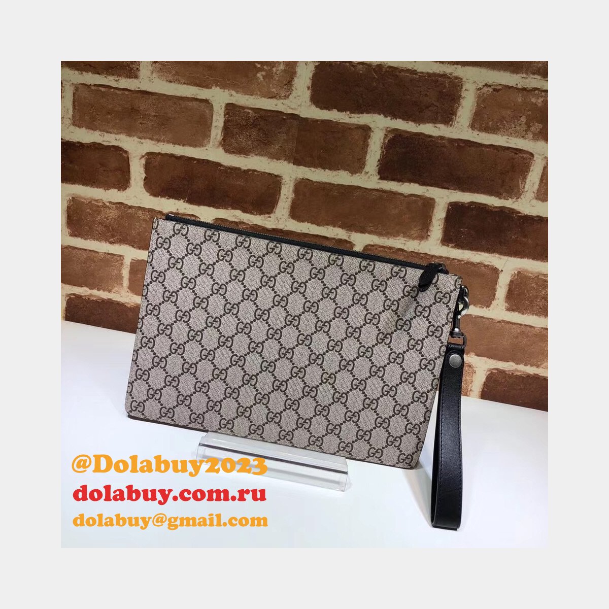 Gucci Best GG Supreme 473904 Bestiary Pouch With Bee