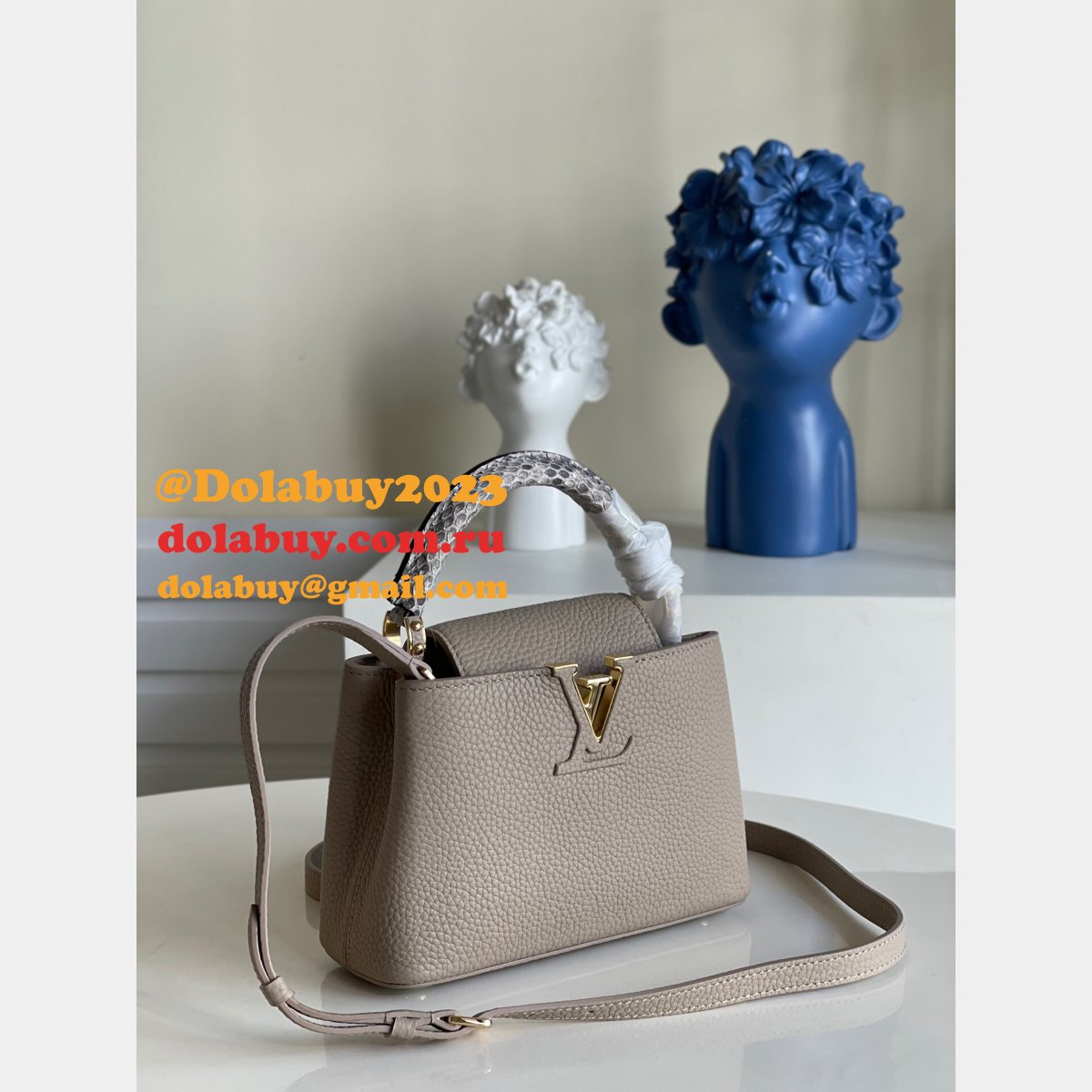 Designer 1:1 Replica Louis Vuitton Capucines M92822 Bags For Sale