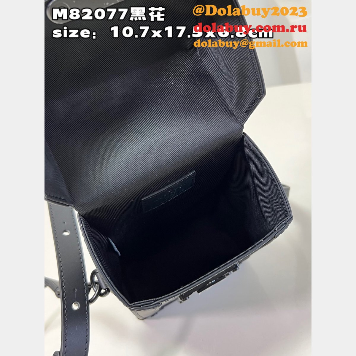 Fashion Louis Vuitton Copy M82077/M82070 Vertical Trunk Wearable Wallet