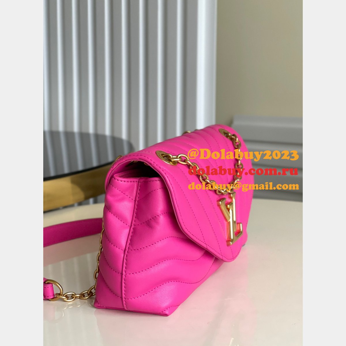 Wholesale Louis Vuitton LV New Wave Chain H24 M58552/M58553/M58550/M58664/M58549 Bag