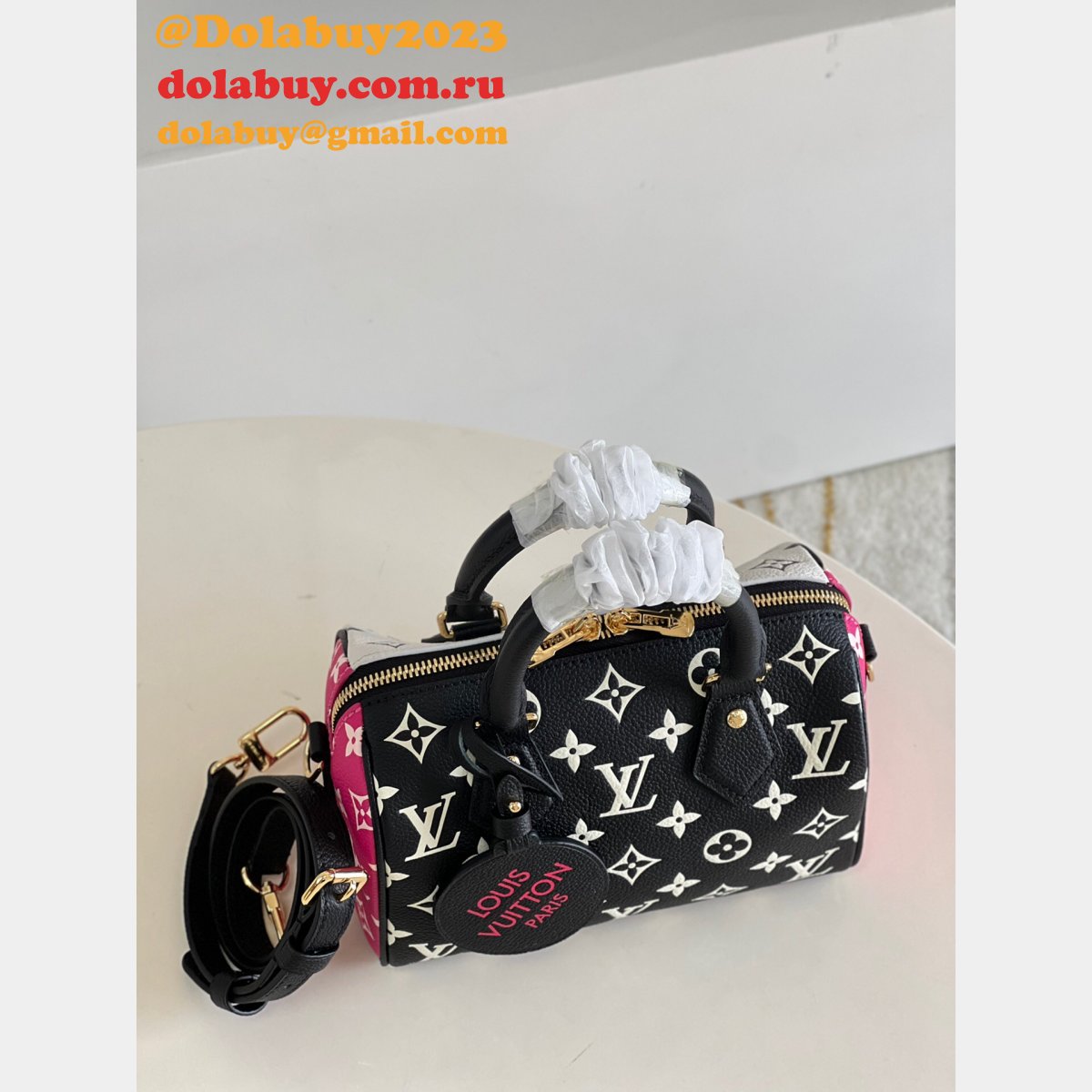 Louis Vuitton Replica M46088 Speedy Bandoulière 20 Monogram Empreinte Leather Bag