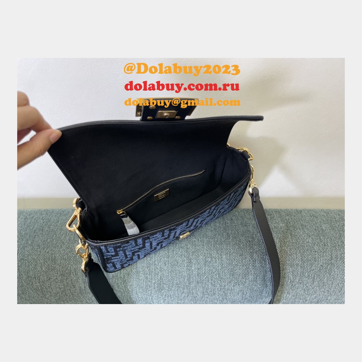 Fendi Baguette Luxury Replica Iconic 8579 Every Designer