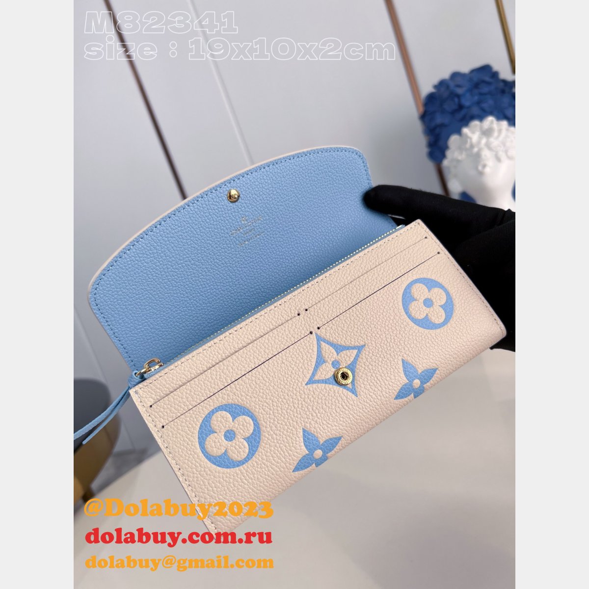 Emilie Wallets Louis Vuittons Wholesale M82341 Replica Bag