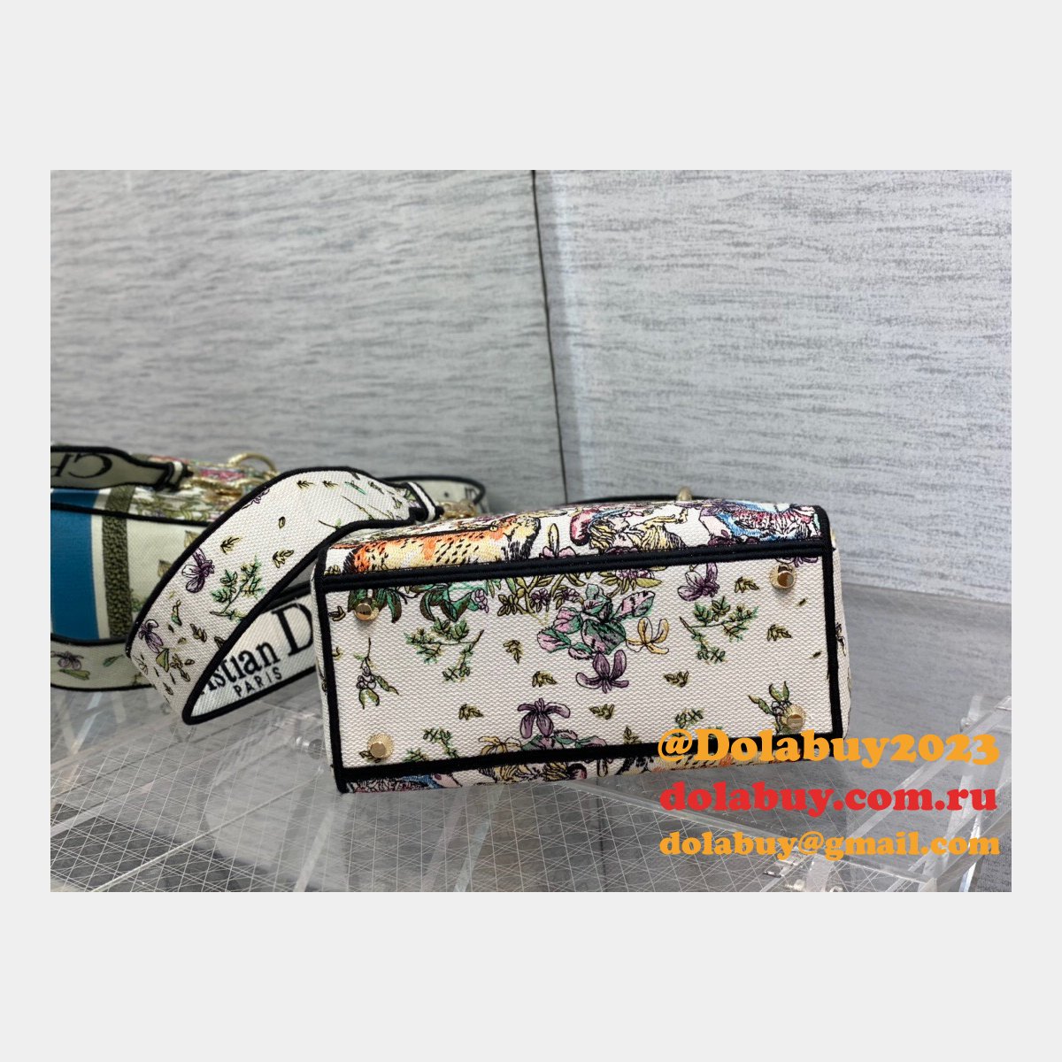 Where To Buy High Quality Lady Dior 24CM Replica Bag