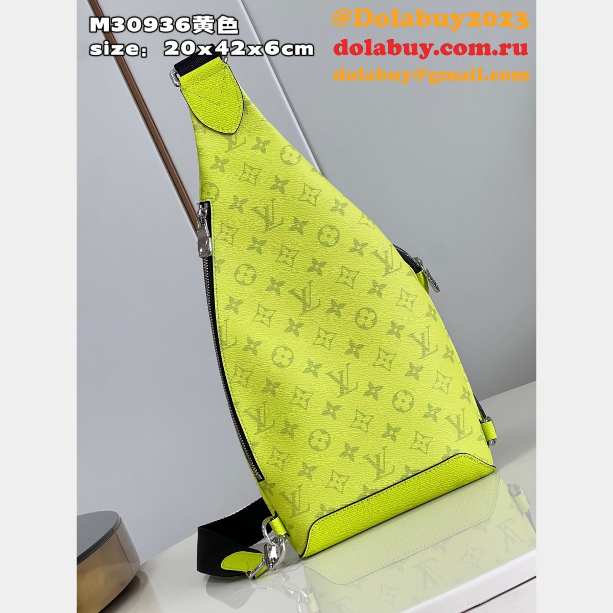 Duo Sling Replica Louis Vuitton M30936 Taigarama Cheap Bag