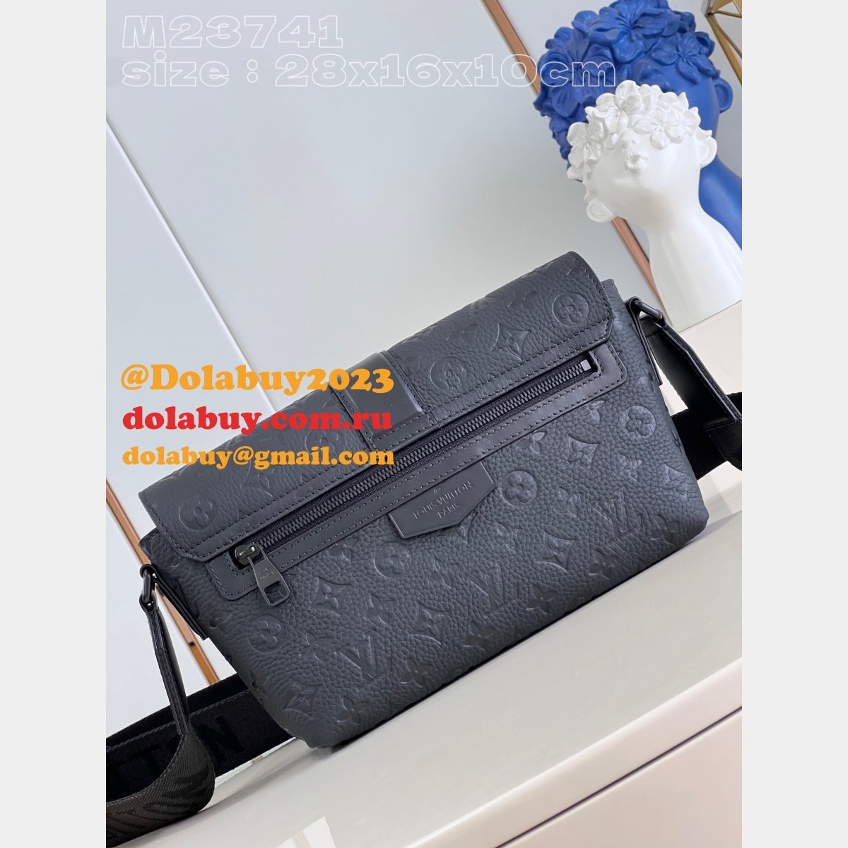 S-Cape Messenger Taurillon M23741 Louis Vuitton Replica Bag