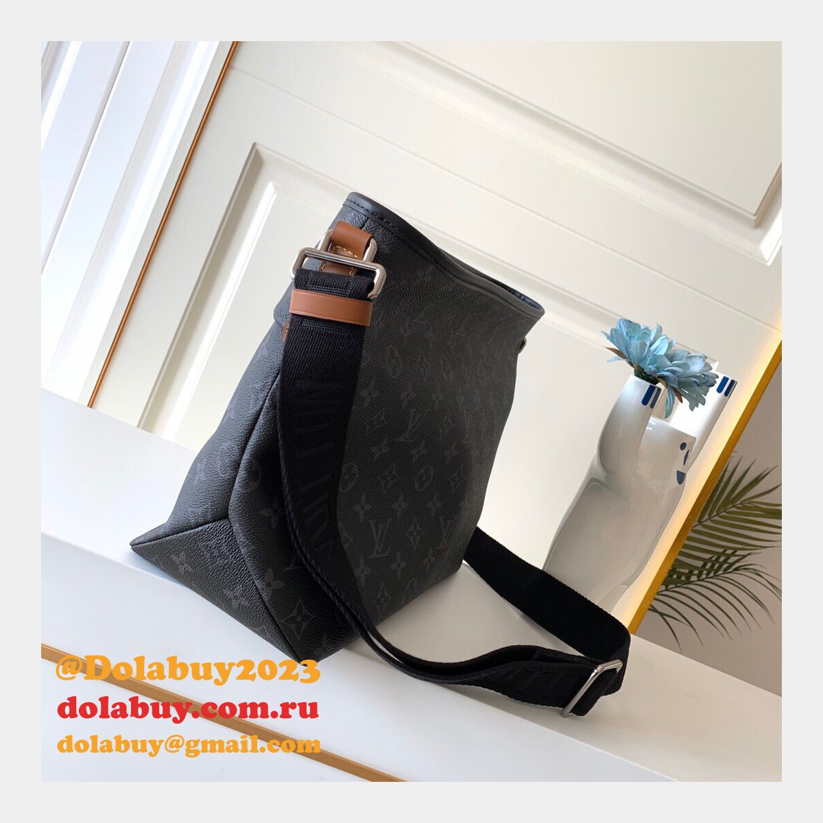 Cheap Louis Vuitton Besace Zippée Monogram Eclipse M45214 Canvas