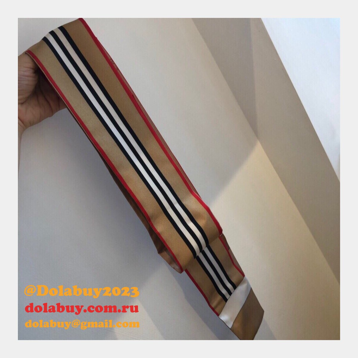 Burberry silk ribbon Straps bow tie streamers