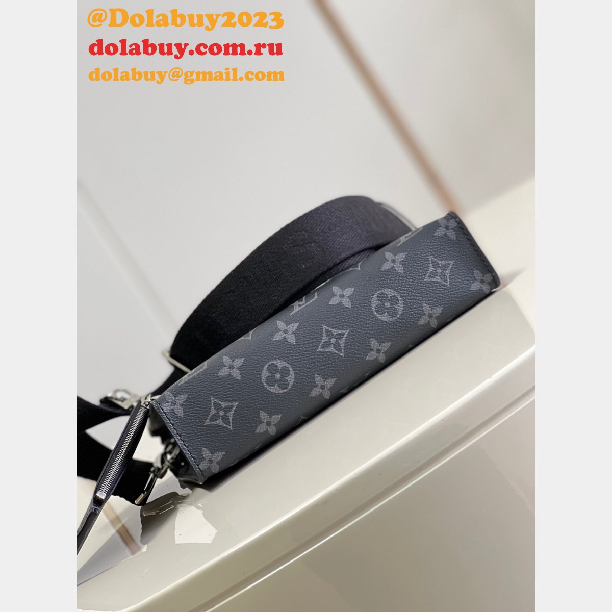 High Quality Designer Replica Purses Louis Vuitton M81018 Bag