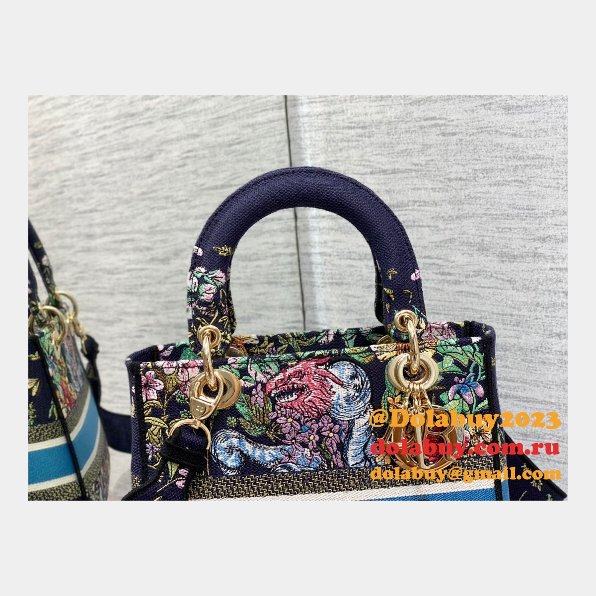 Christian Dior AAA+ Replica Canvas Lady 24CM Tote Bag