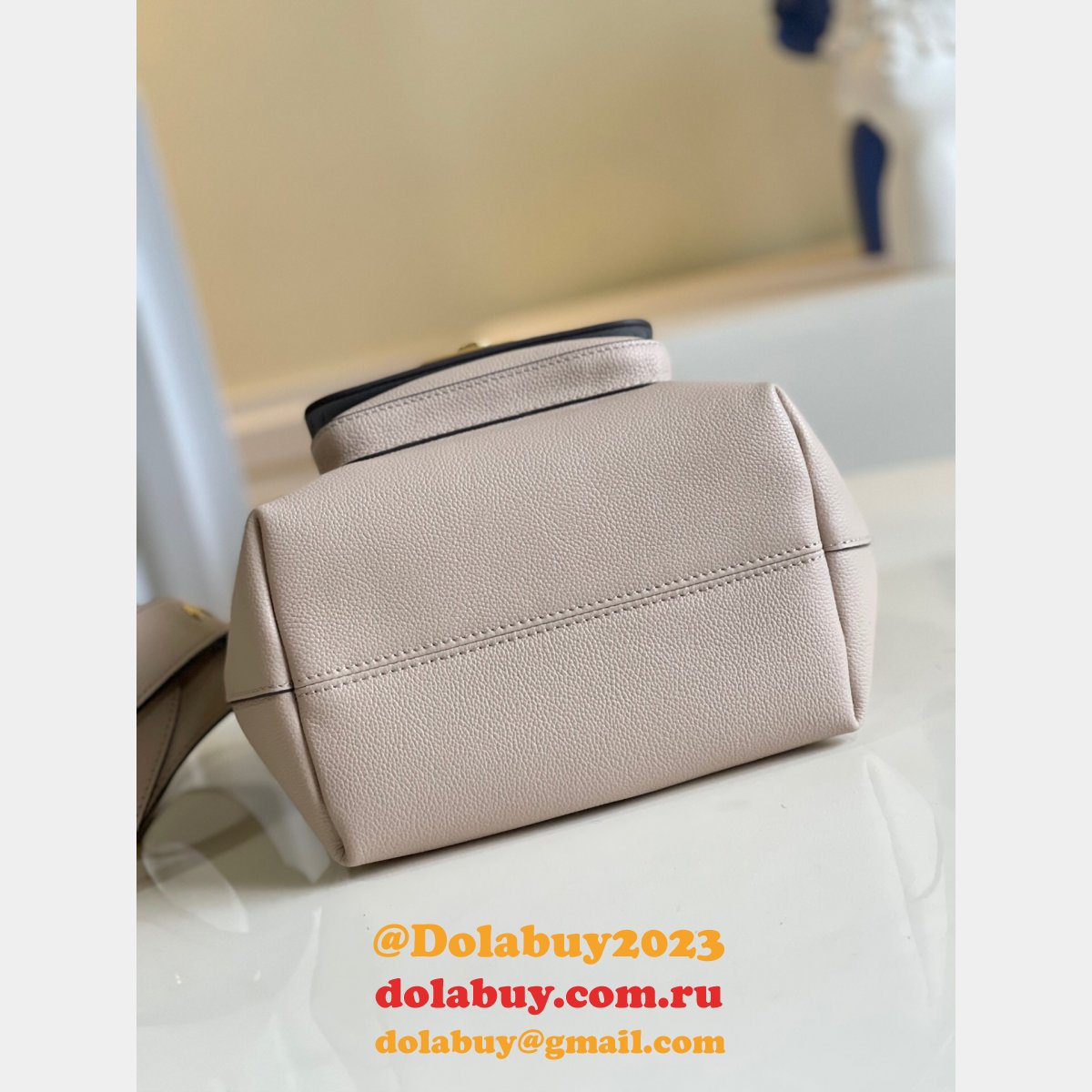 Louis Vuitton Replica Lockme Rock Bucket NV M57688/M57687/M57689 Bag