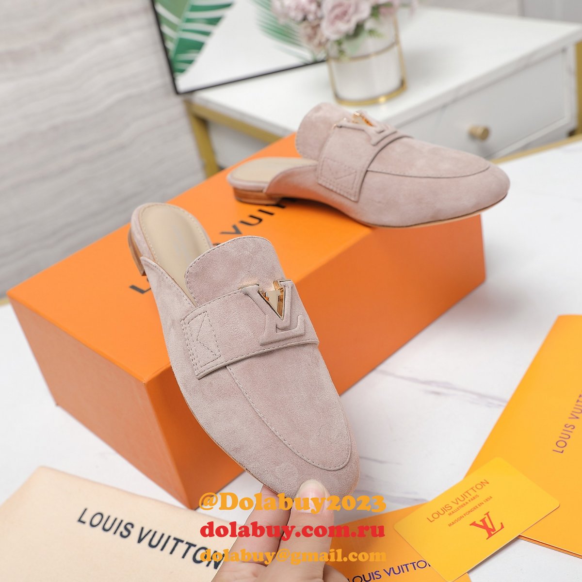 Top Quality LV loafer slippers Best Wholesale shoes