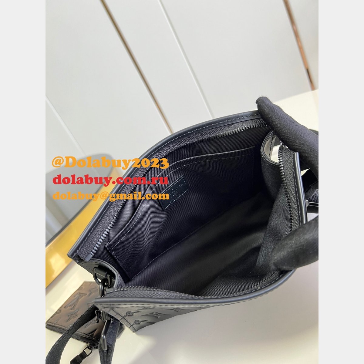 Louis Vuitton Replica Mens Fashion Gaston Wearable Wallet G65 M81115 Black