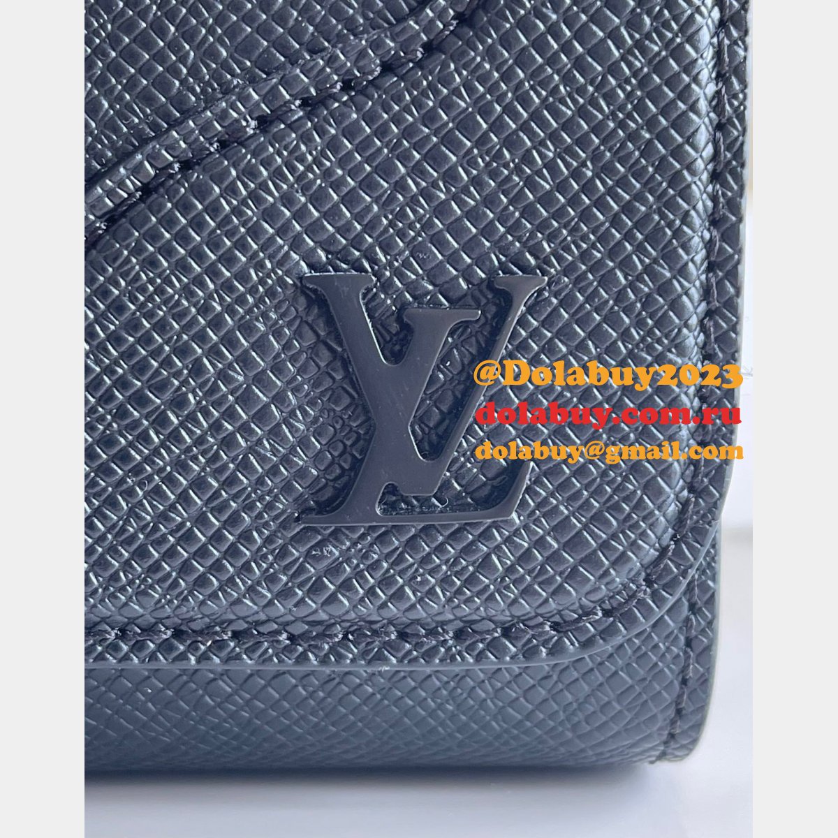 How To Buy Replica Louis Vuitton M30807 New Flap Messenger Taiga Online