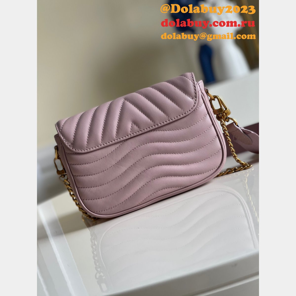 Louis Vuitton Replica M56461/M57864 New Wave Multi Pochette Leather Crossbody