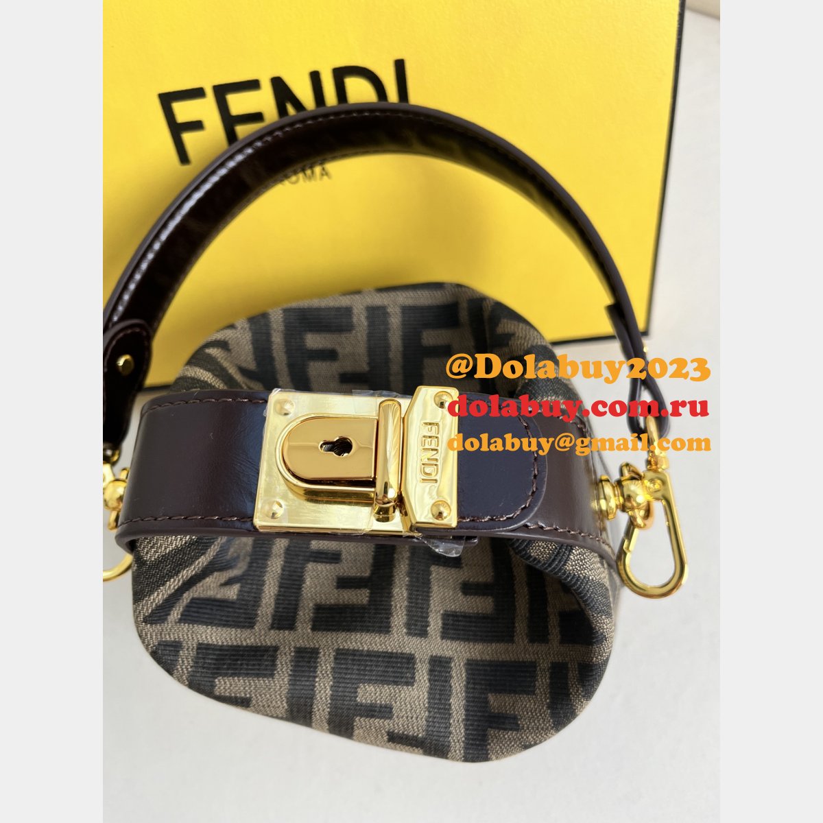 Top Quality FENDI Wholesale lunch HADNBAG