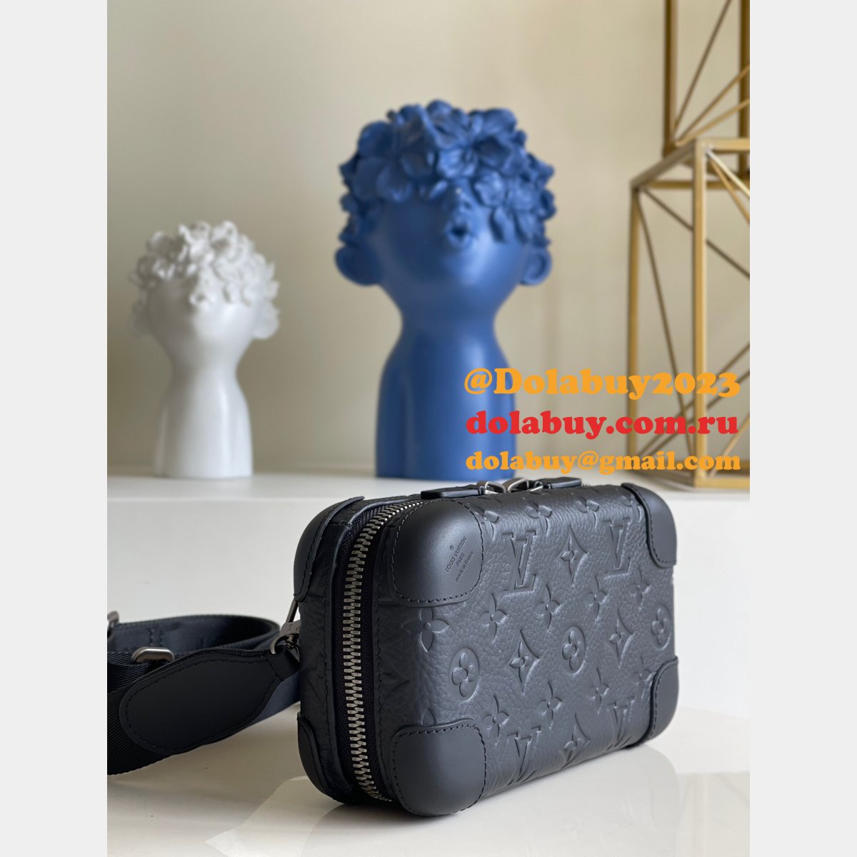 Where Can You Buy replica M20439 Louis Vuitton Horizon Clutch Taurillon Monogram Black