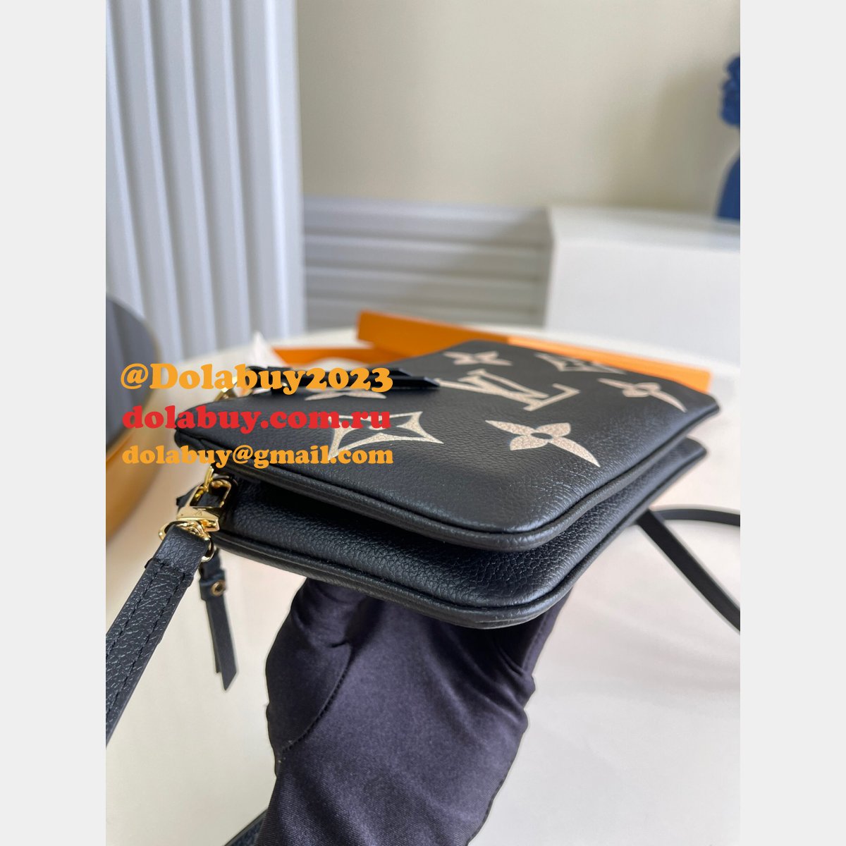 Louis Vuittons Knockoff Double Zip Pochette Monogram M69203 Brown Bag