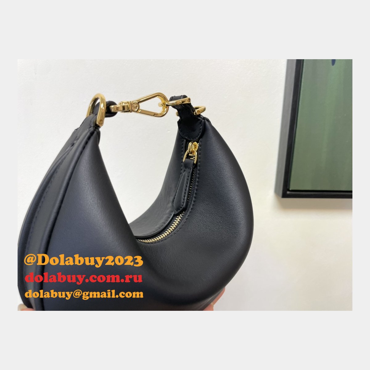 Our Dolabuy Best Praphy 56853 Designer Replica Fendi Bag