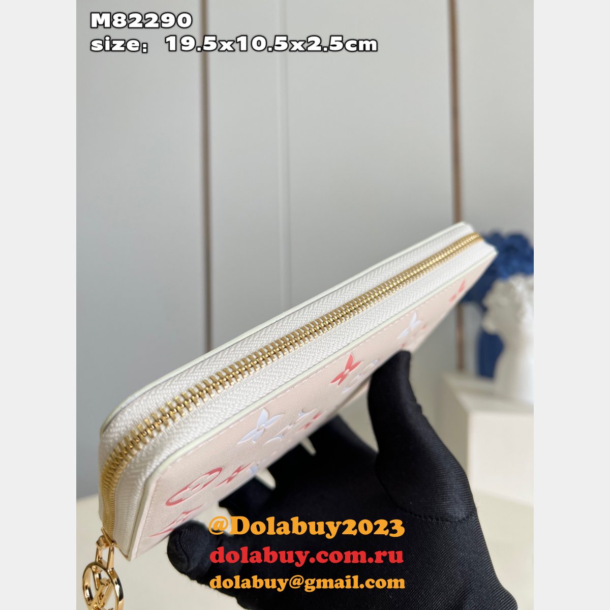 Perfect Louis Vuitton Zippy Wallet H27 M82290 Replica Bag