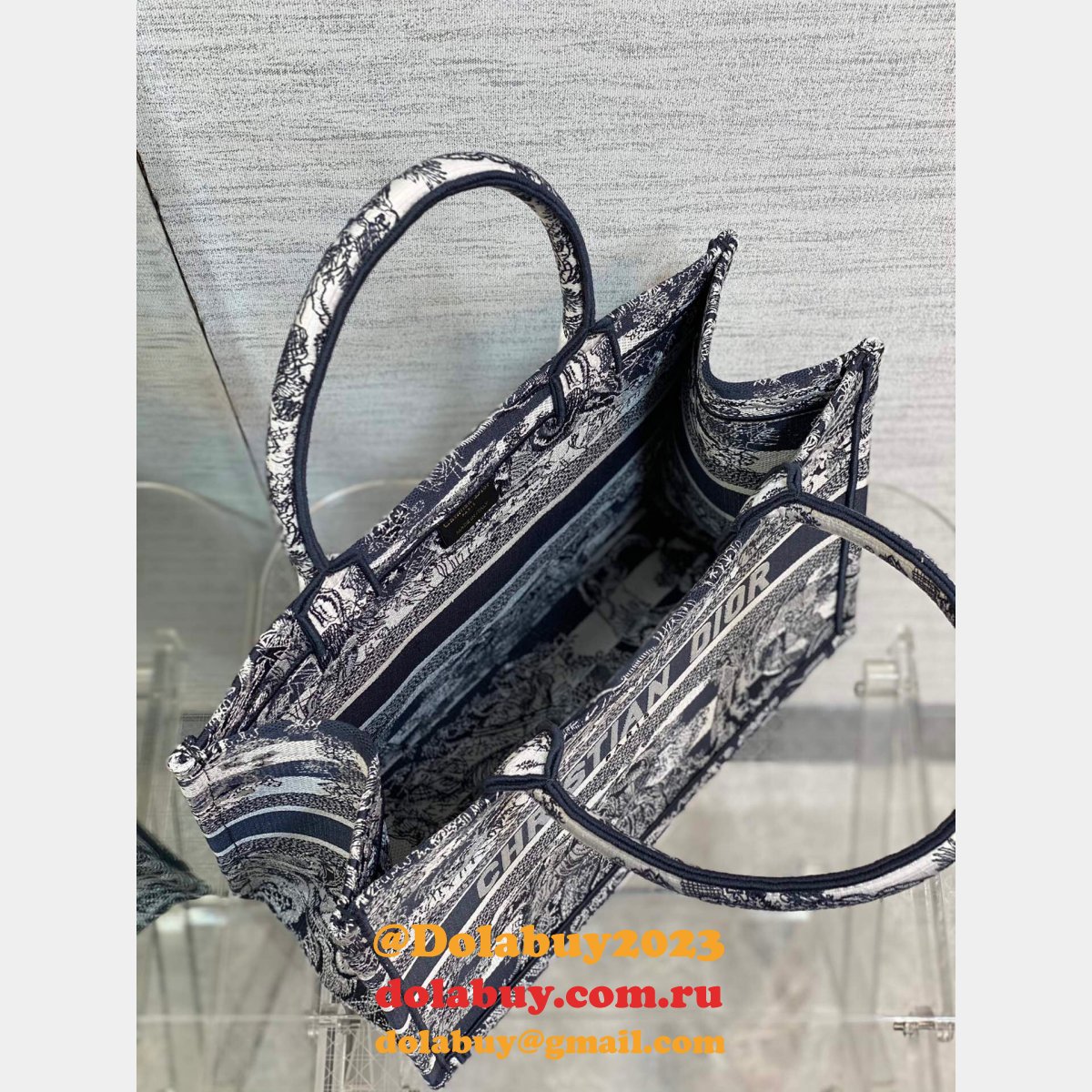 Best CD Book Tote Black New 2022