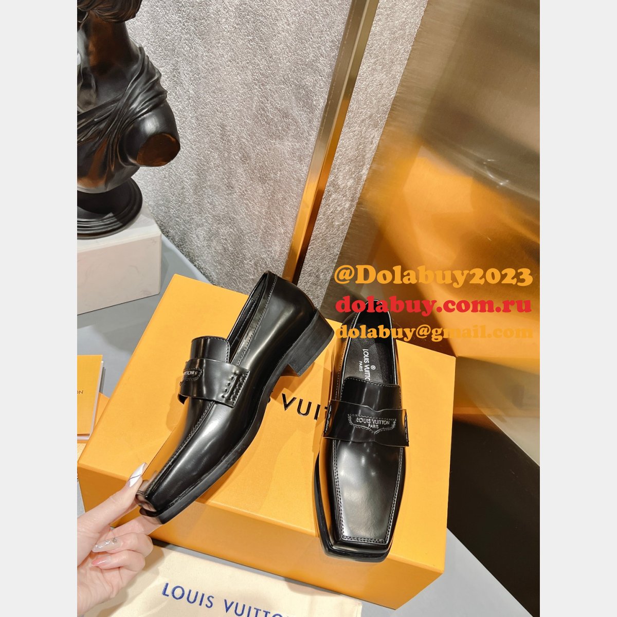 Get 1:1 High-Quality Reps Louis Vuitton Shoes at a Cheap Price