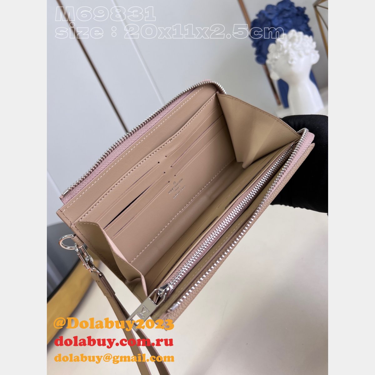 High Quality M69831 Designer Replica LV Wallets Online Sale
