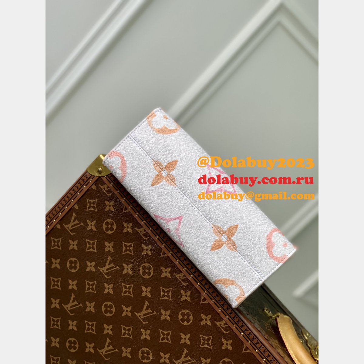 OnTheGo M22976 Monogram Canvas Louis Vuitton 7 Star Bag