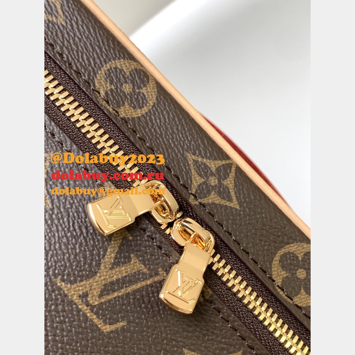 High Quality Louis Vuitton M42265 Nice BB Toiletry Bag