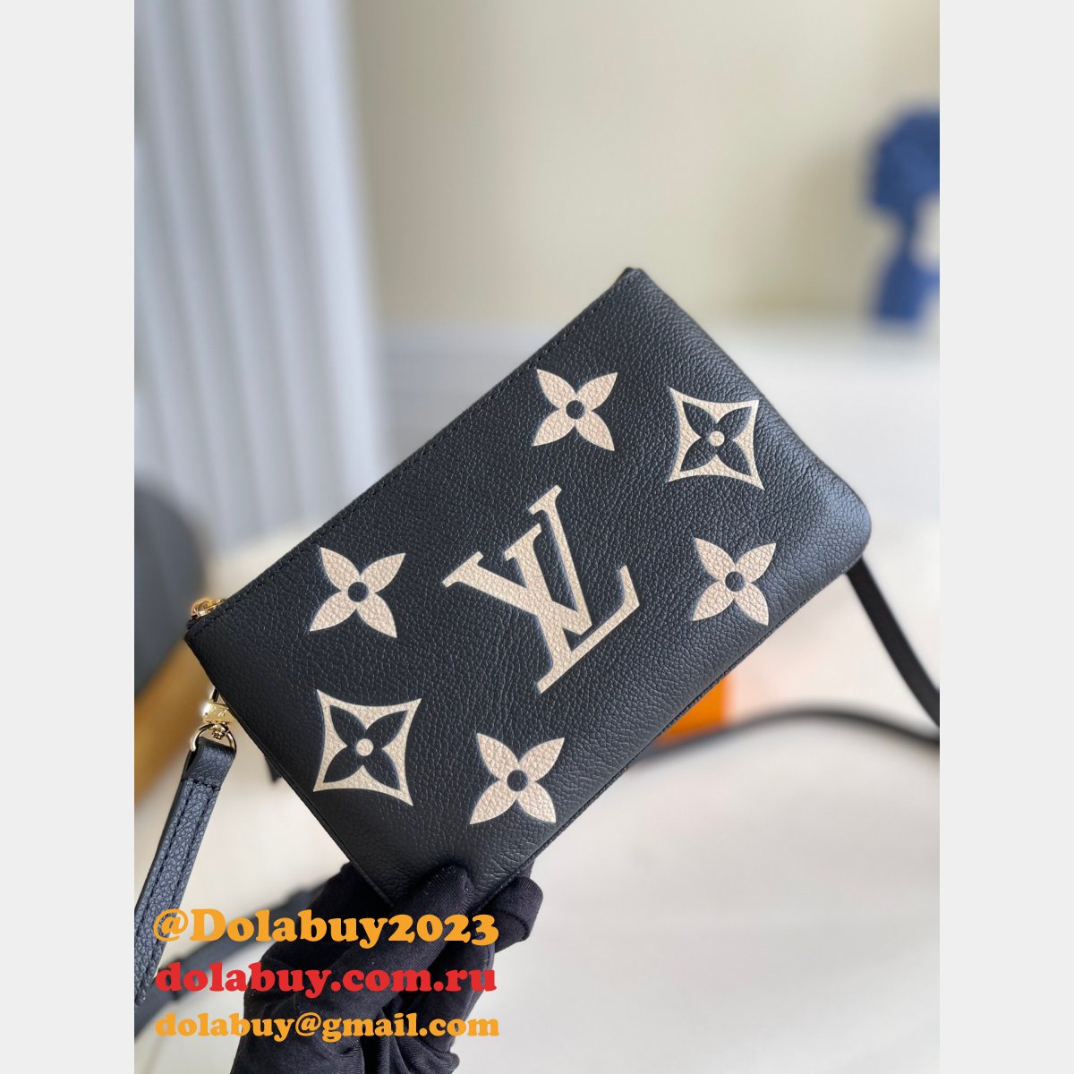 Louis Vuittons Knockoff Double Zip Pochette Monogram M69203 Brown Bag