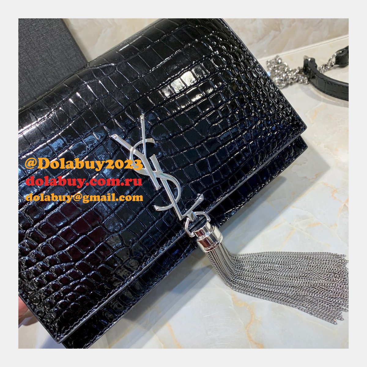 Replicas YSL Monogram chain wallet black 19cm grain de poudre