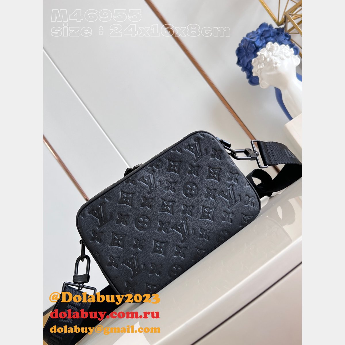 7 Star Alpha Messenger Louis Vuitton Mens M46955 Black Replicas Bag
