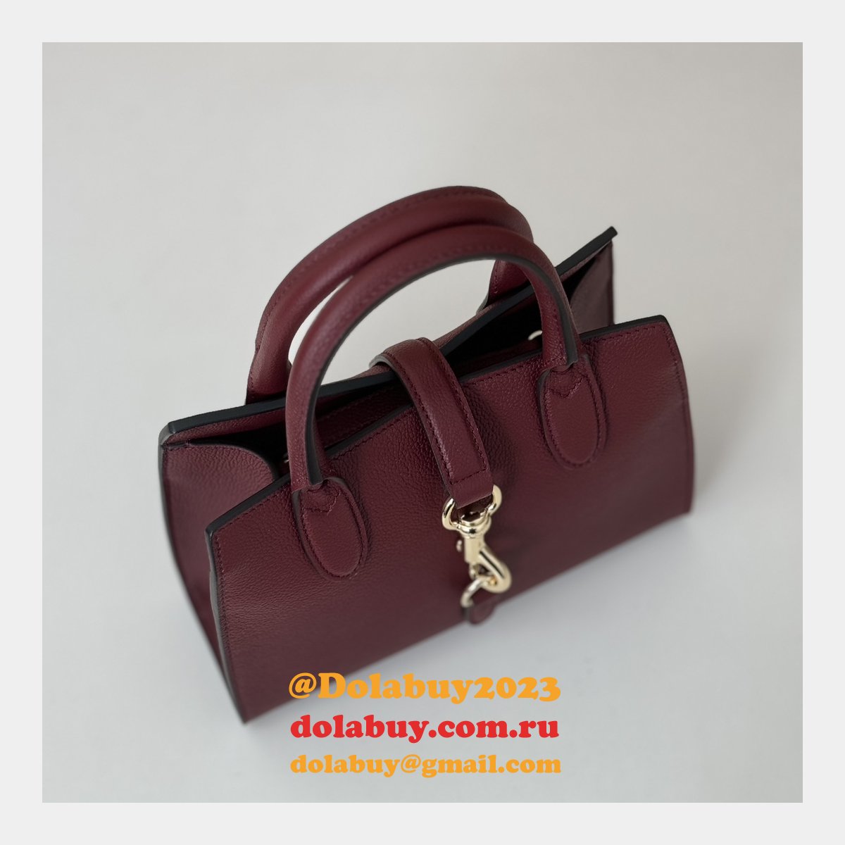 Gucci Mirror Replicas 795349 Small Tote Hook Closure Copy Bag