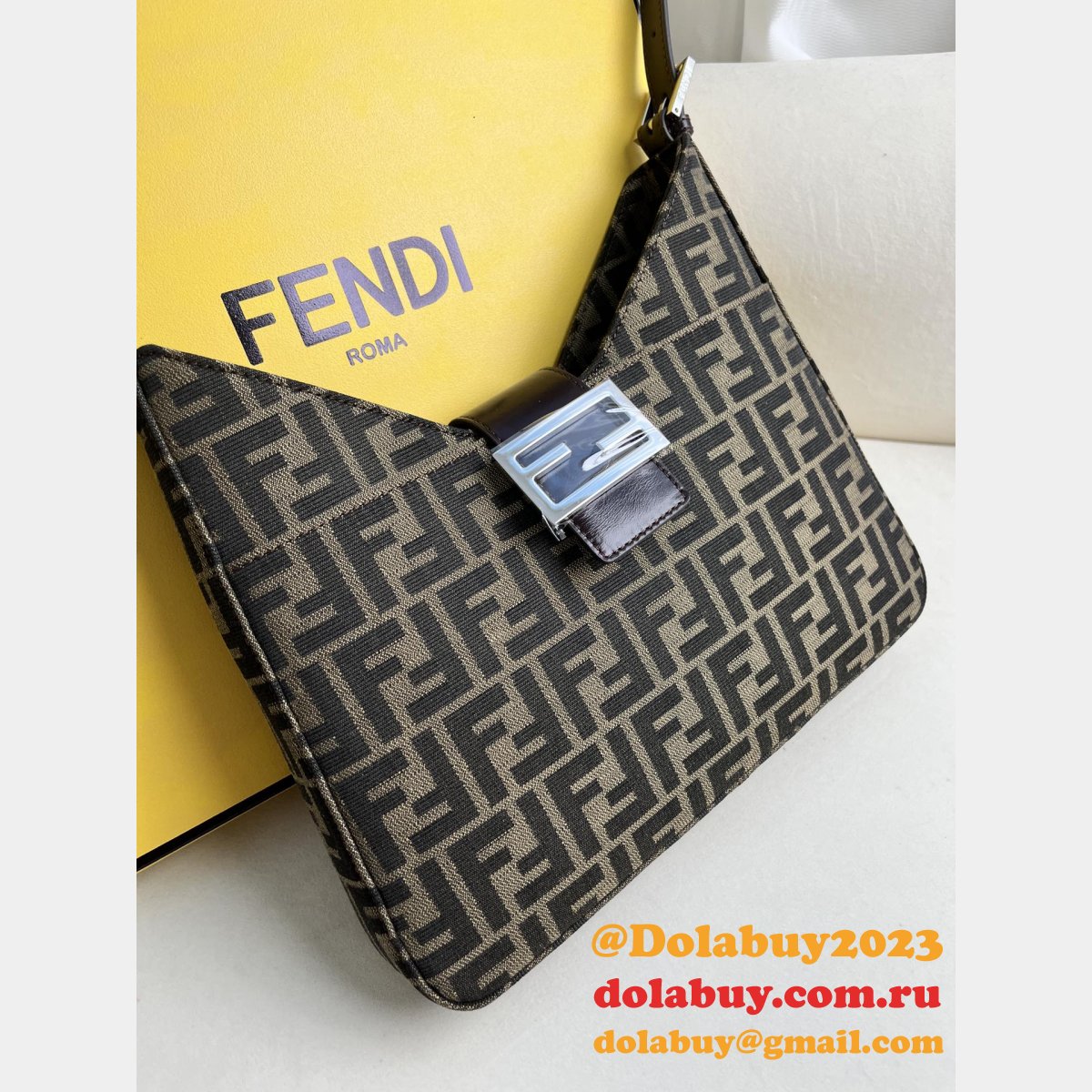Knockoff fendi vintage Cheap armpit bag