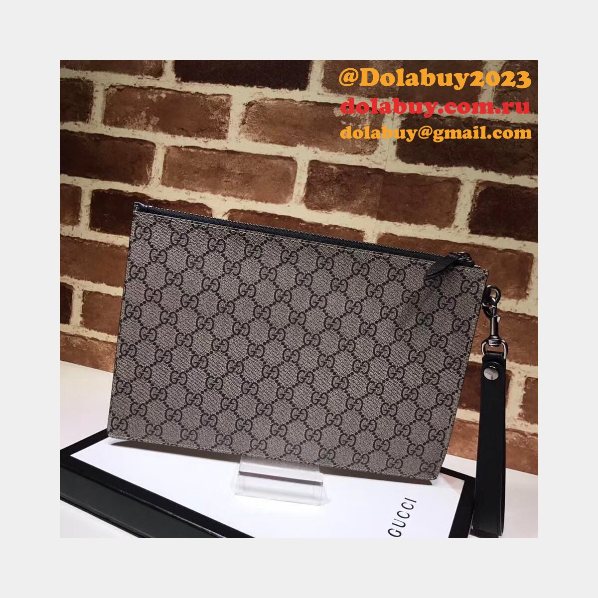 Gucci Best GG Supreme 473904 Bestiary Pouch With Bee