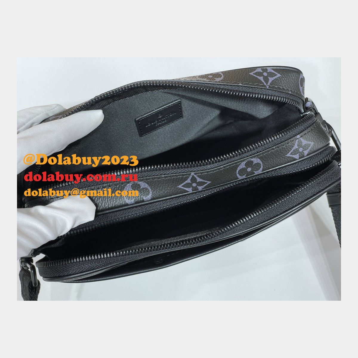 Alpha Messenger Taigarama Men M31016 & M46955 Designer Louis Vuitton Bags