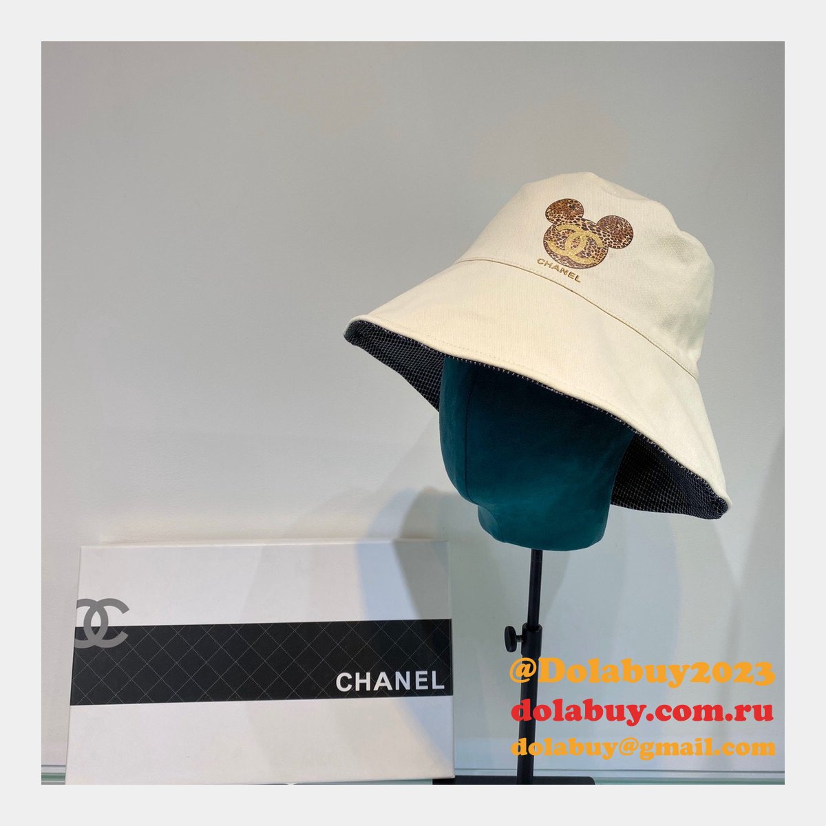 Wholesale CC new double-sided wearable Mickey fisherman hat