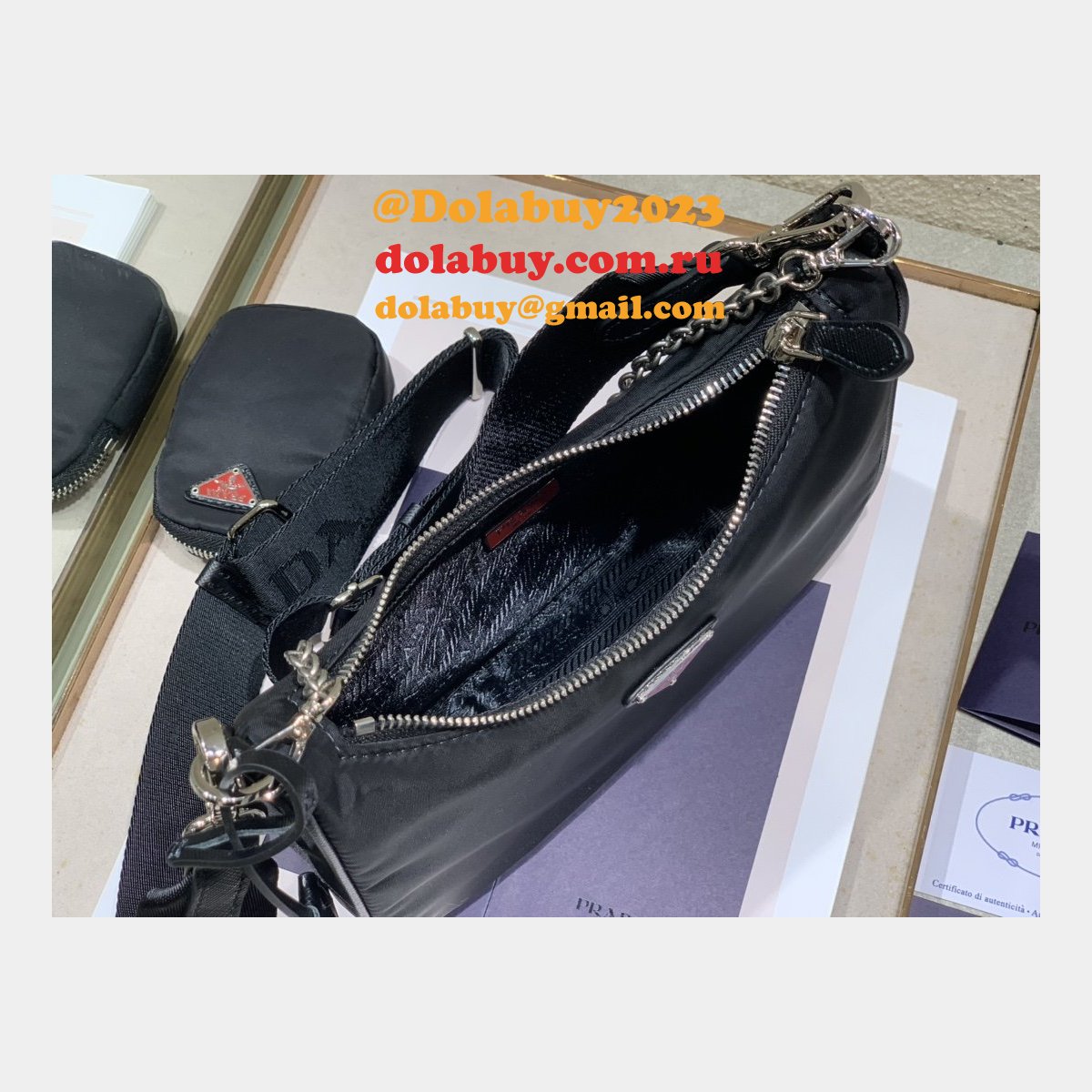 AAA+ Prada Tessuto Nylon Hobo Replica 475660 Bag
