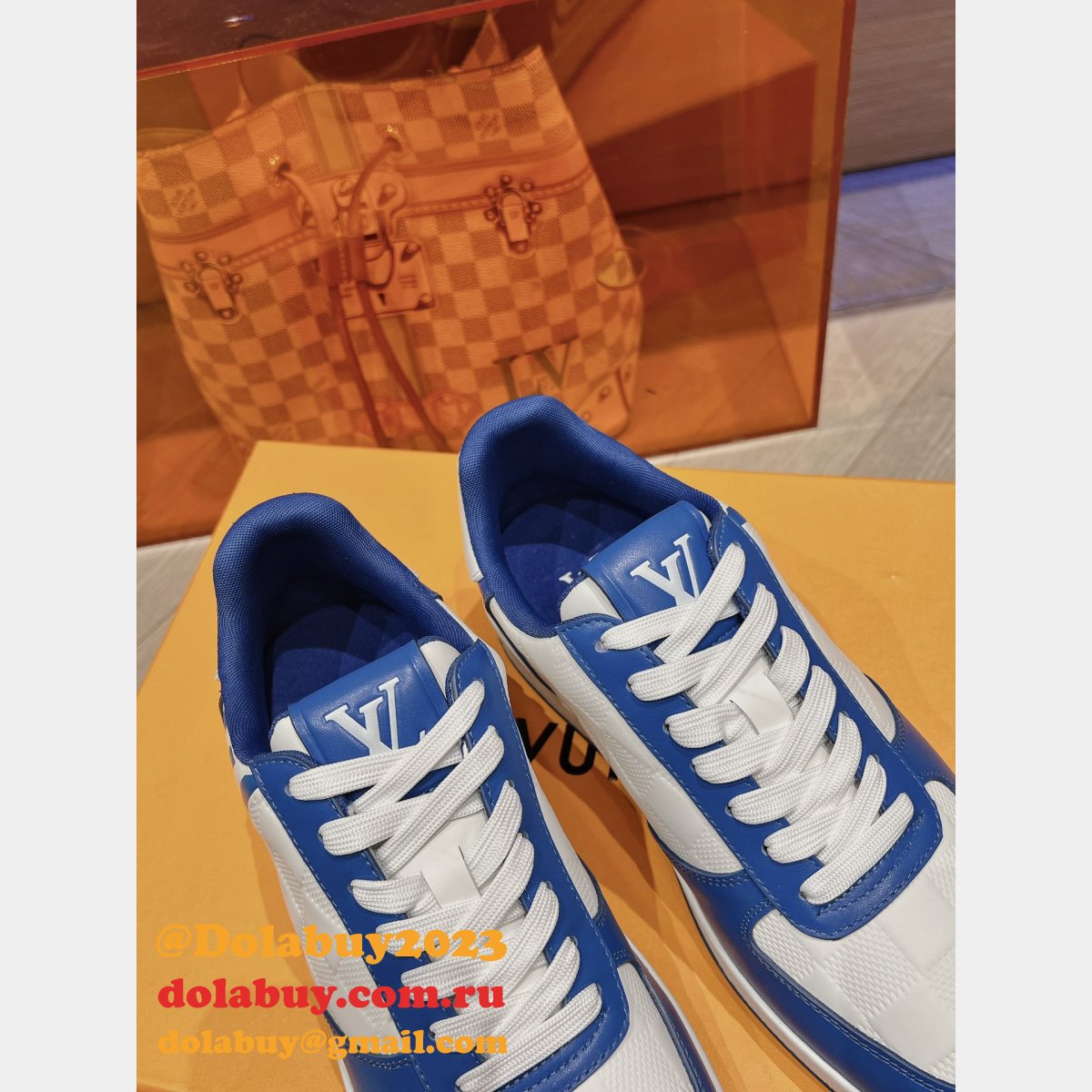 Luxury LOUIS VUITTON Rivoli Sneaker Fashion