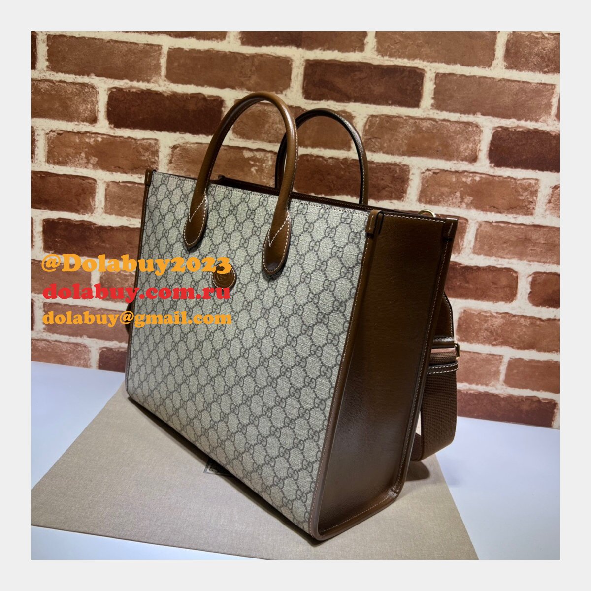 Gucci Luxury Tastic Replica 674148 Medium tote with Interlocking G