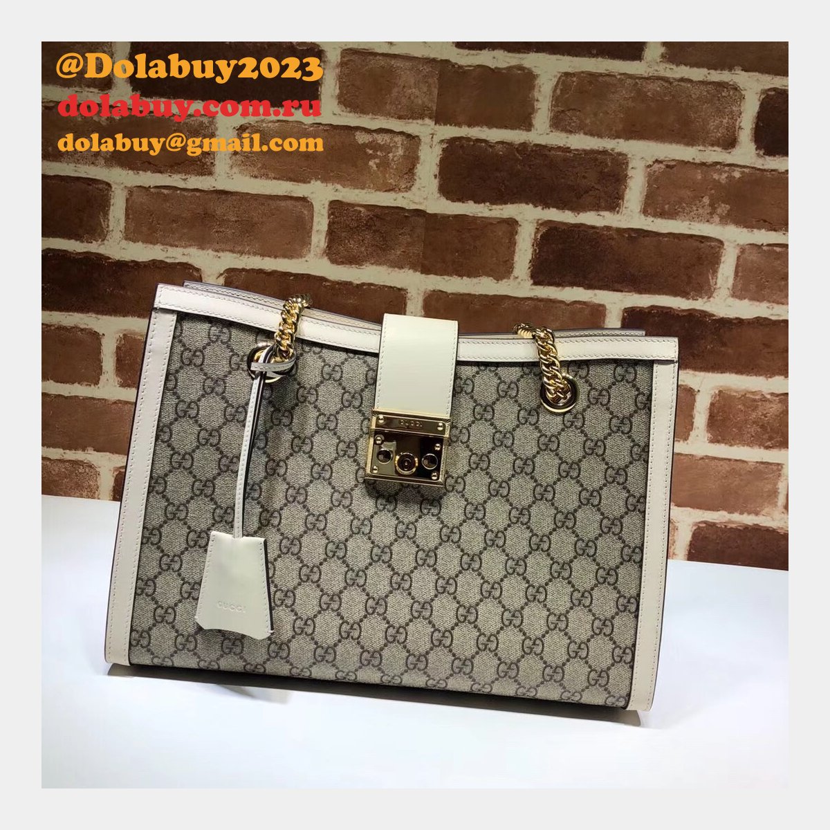 Replicas Gucci Padlock medium GG shoulder bag 479197