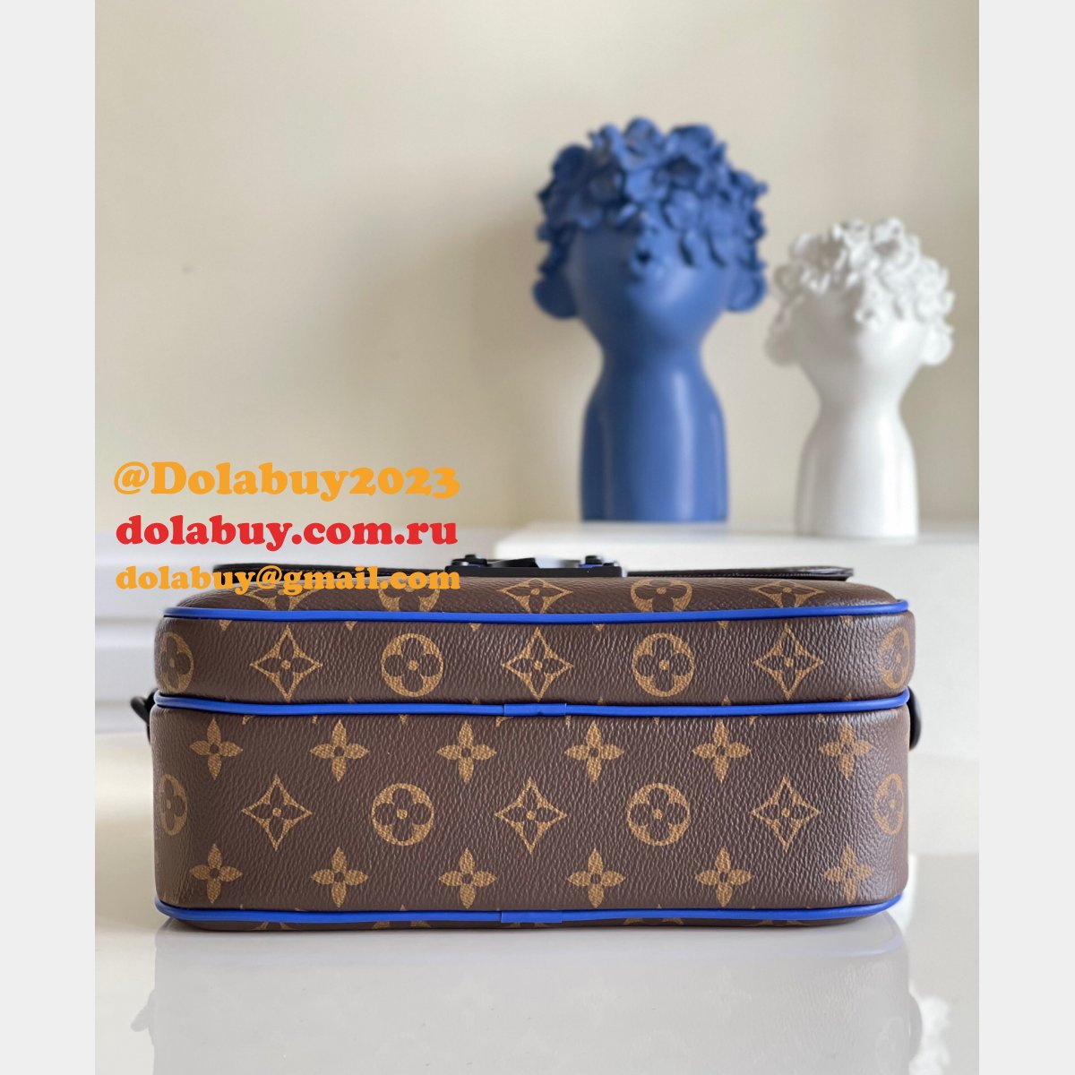 Louis Vuitton AAA+ LVS Replica S Lock Messenger M45863 Monogram