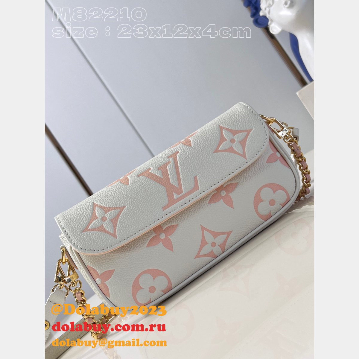 Wallet on Chain Ivy Fashion M82210 Copy Louis Vuitton Bag